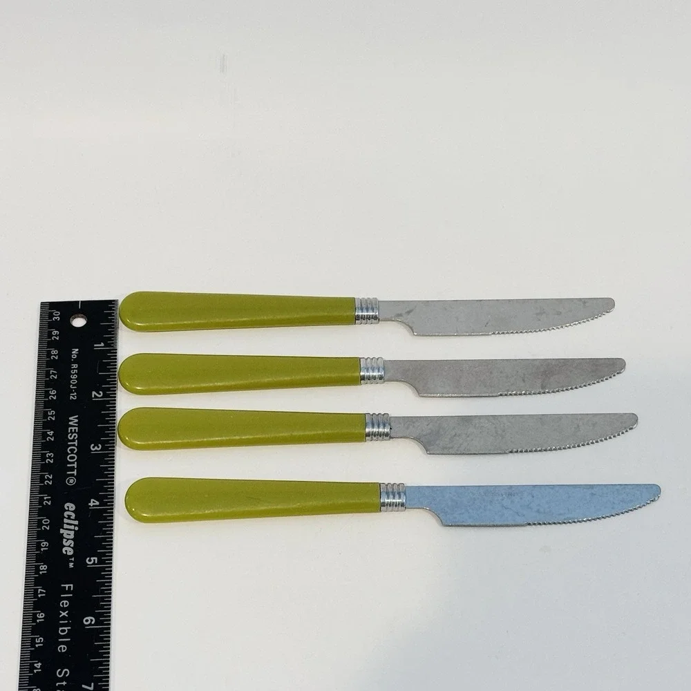 Set Of 4 Vintage MCM Serrated Knives Olive Avocado Green Stainless‎ Steel China